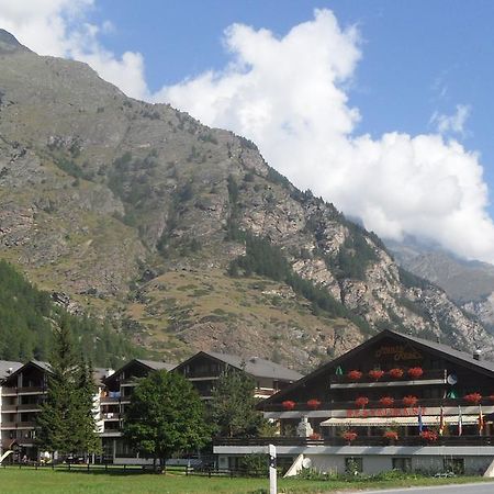 Appartements Monte Rosa Tasch Exterior photo